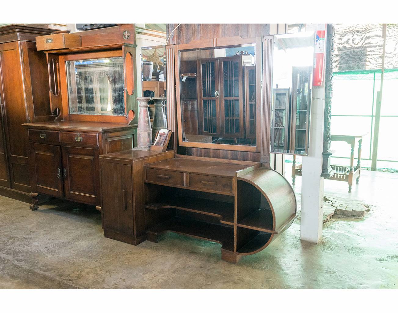 Art Deco Dressing Table